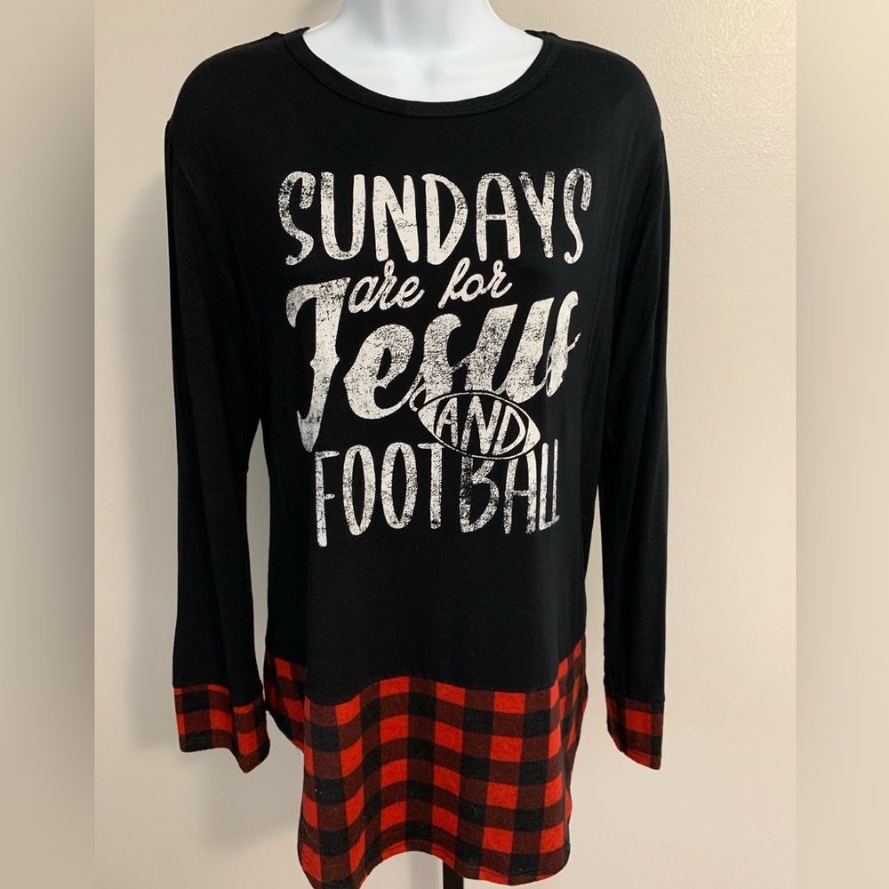 Colorbear Sunday’s Graphic and Plaid Top